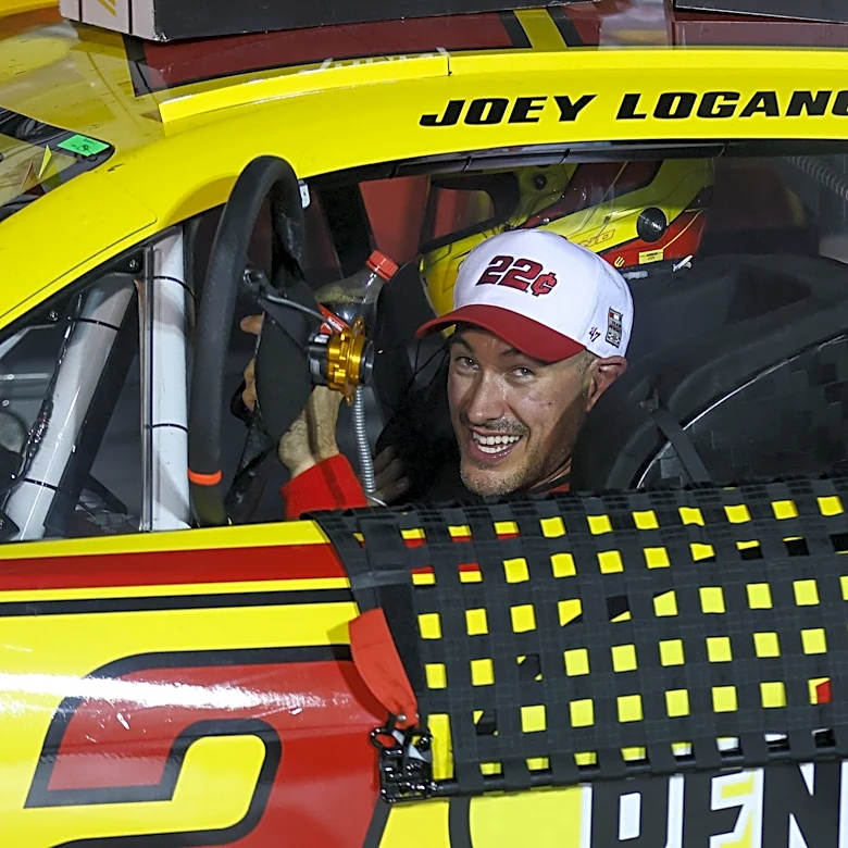 NASCAR Kansas qualifying results, Joey Logano on Cup Series pole as starting lineup set