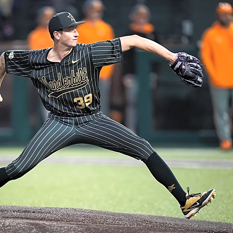 Why Connor Fennell turned down MLB draft, returned to Vanderbilt baseball