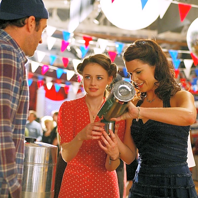 Coffee shop brings Stars Hollow to Nashville with 'Gilmore Girls' event featuring Luke Danes actor Scott Patterson