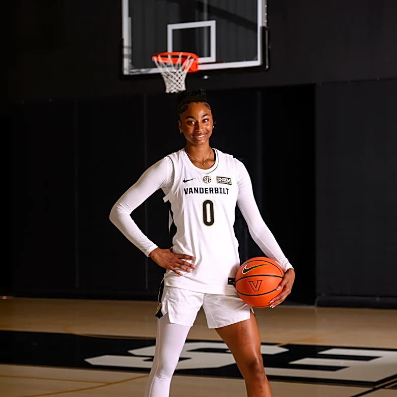How Vanderbilt basketball freshman Olivia Jones aided from Team USA play | Exclusive