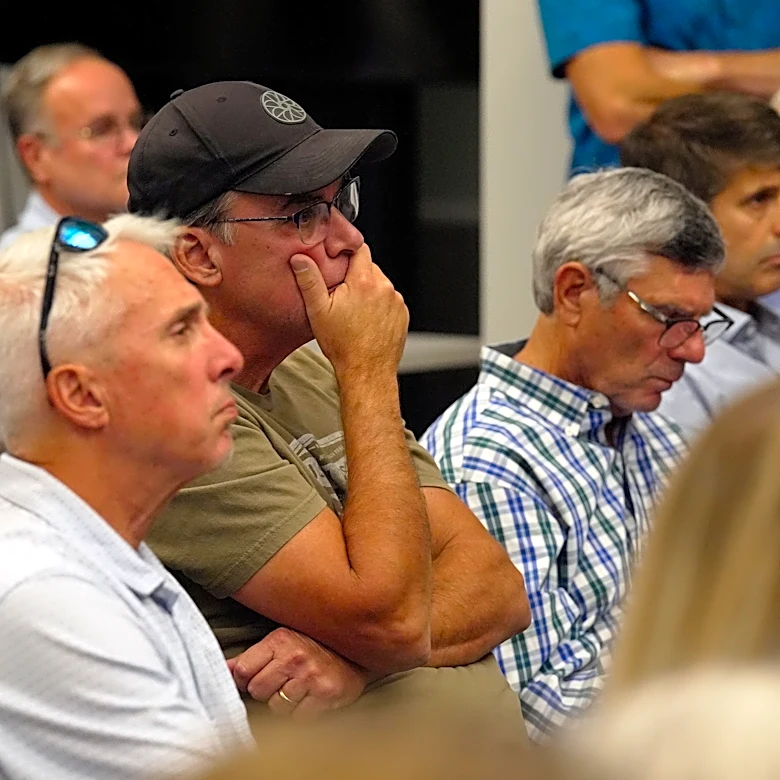 Is Nashville airplane noise getting worse? Some communities say it's unlivable