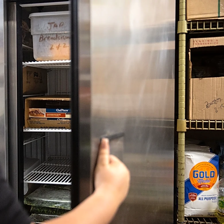 Wilson County's worst restaurant scores. Flies, food stored on floor