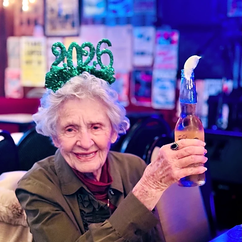 Nashville clogger celebrates 100th birthday with Station Inn dance