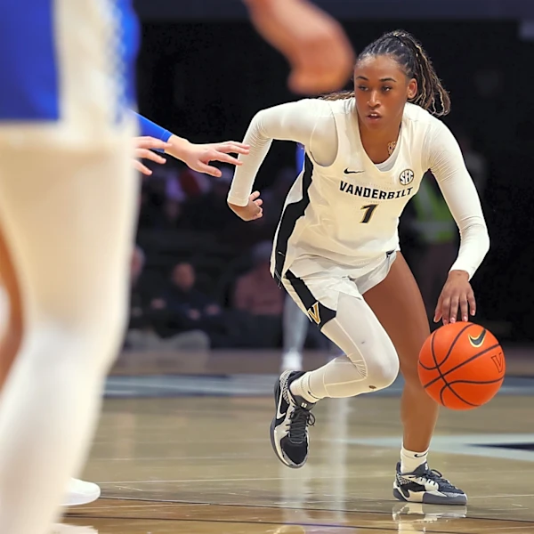 How Mikayla Blakes and Aubrey Galvan can improve for Vanderbilt basketball