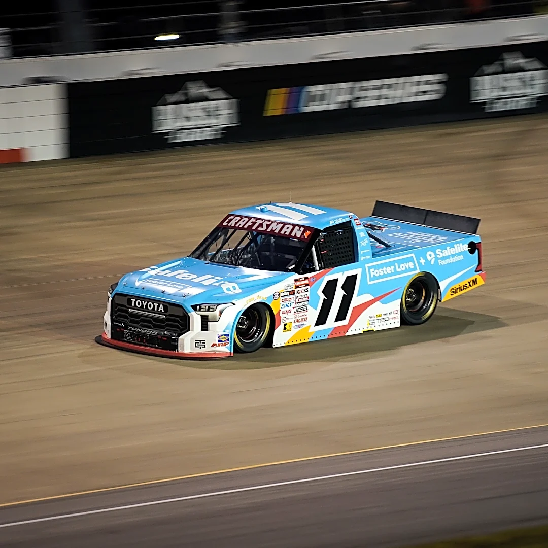 Who won NASCAR Truck Series Phoenix race? Winner is Kaden Honeycutt, plus full results