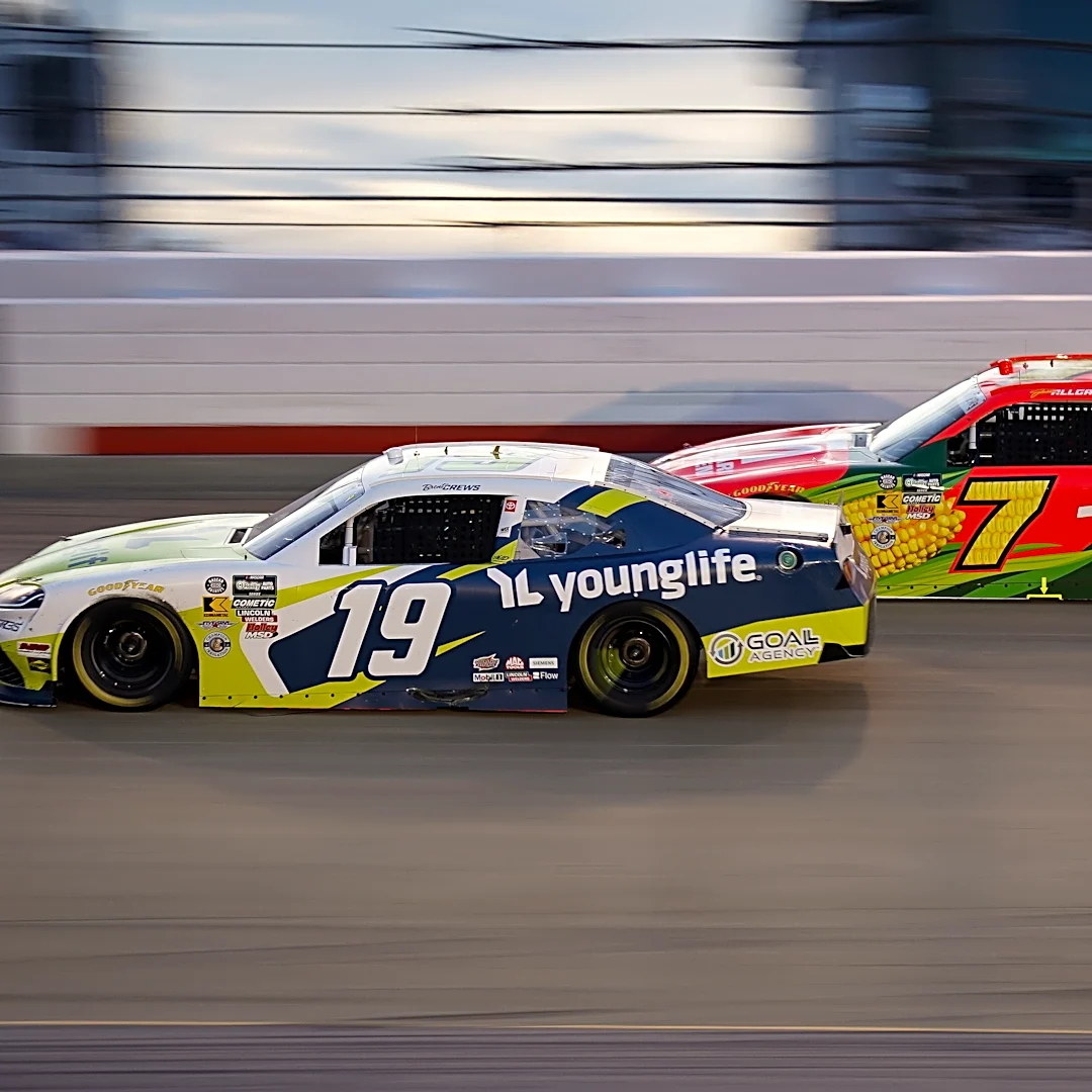 NASCAR O'Reilly Series Phoenix race live updates, highlights, leaderboard