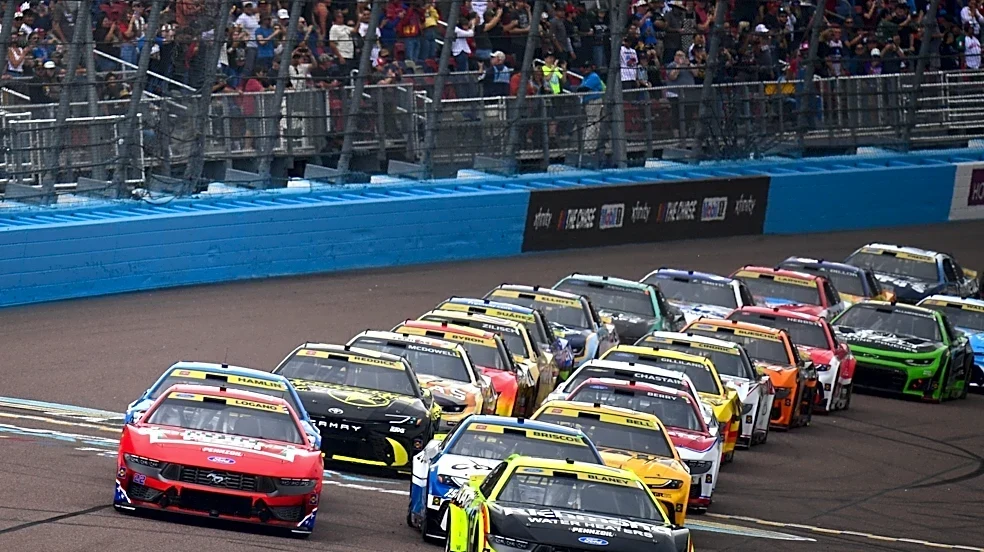 NASCAR points standings, Cup Series points update after Phoenix race, Chase picture