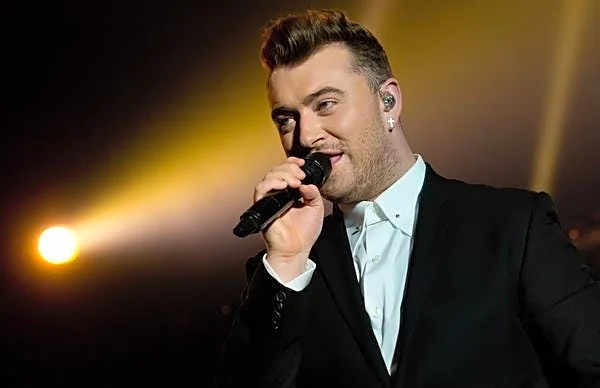 Sam Smith documents Nashville hot chicken stop ahead of Opry debut