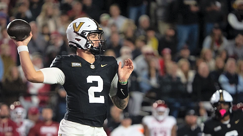 How QB Jared Curtis evaluates his performance so far for Vanderbilt football