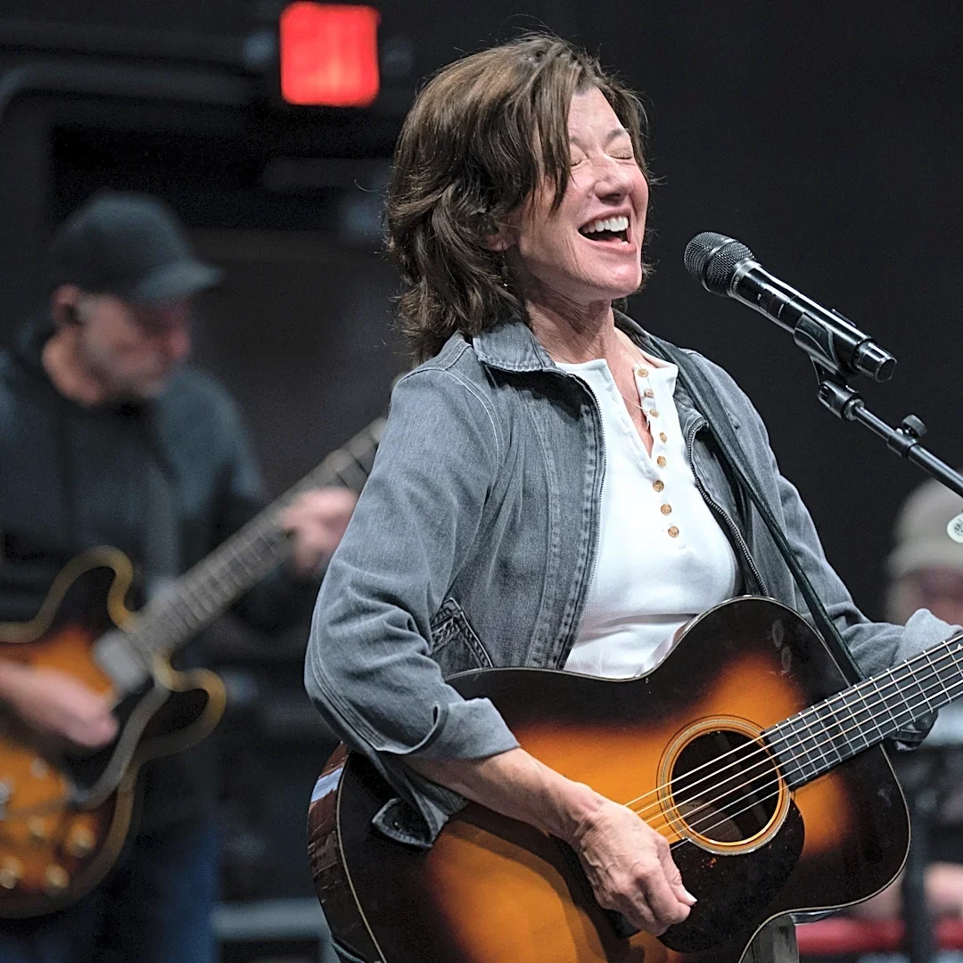Amy Grant appearance at Dolly Parton tribute comes after recovery from devastating bike injury