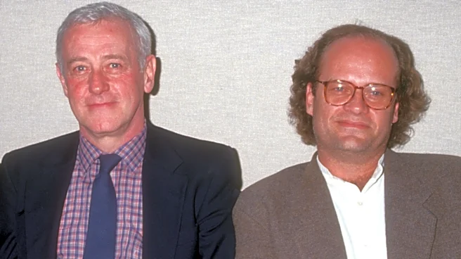 John Mahoney & Kelsey Grammer's Age Gap On Frasier Might Throw You Off