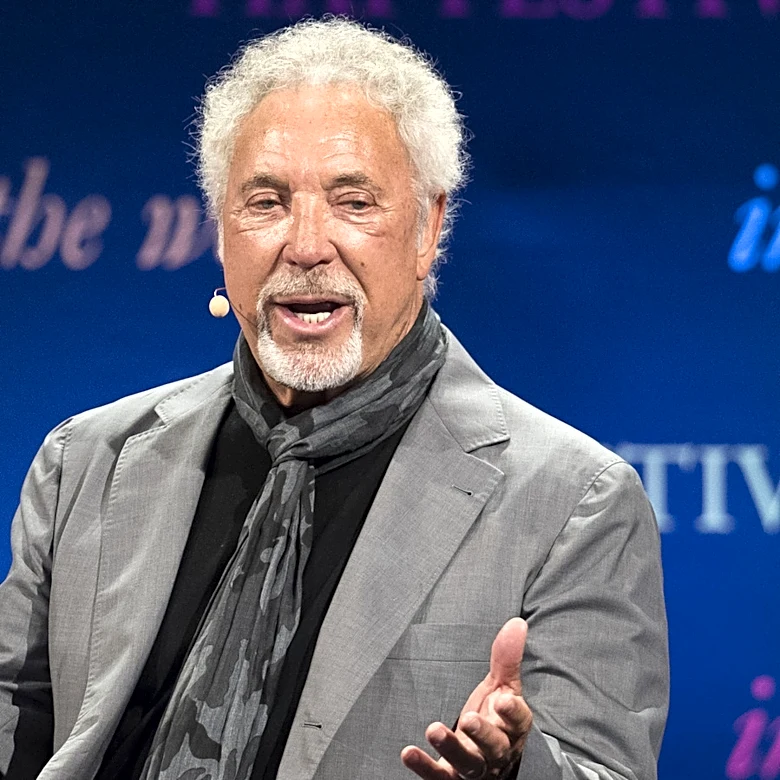 The Rampant Tom Jones And Priscilla Presley Romance Rumors, Explained