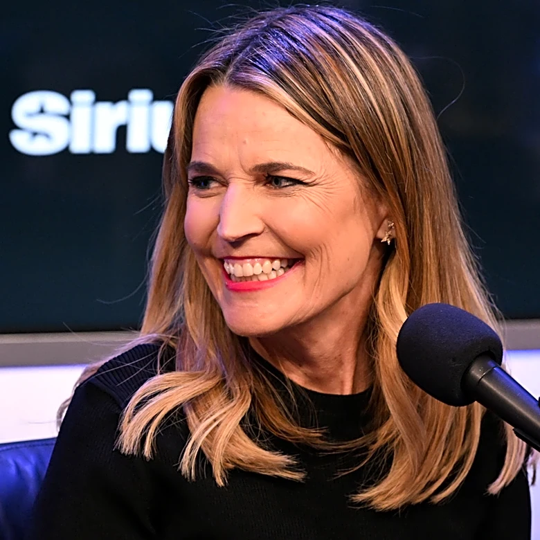 Savannah Guthrie Gets 'Flustered' By Jennifer Lopez After Awkward Dating Questions