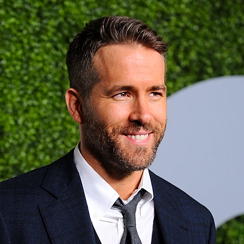 Before Blake Lively: Inside Ryan Reynolds' Rumored Fling With Rachael Leigh Cook