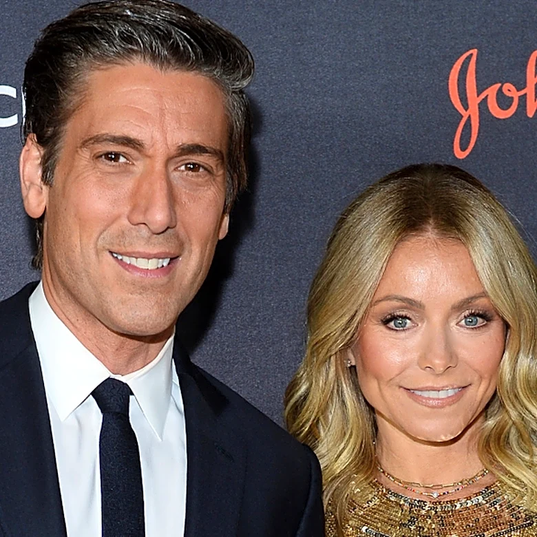 Inside Kelly Ripa's History With David Muir (& What Mark Consuelos Thinks)