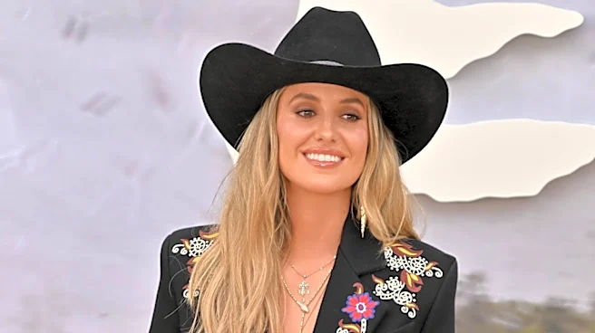 Country Superstar Lainey Wilson Is Still Absolutely Stunning Without Her Hair Extensions