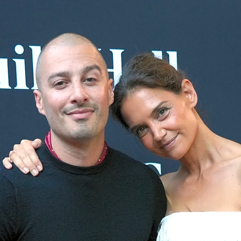 Newsflash: Katie Holmes' Age Gap With Boyfriend Bard Yarmosky Isn't A Big Deal