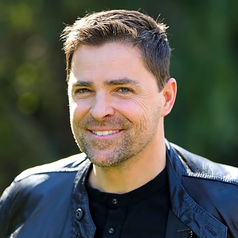 The One Kavan Smith Hallmark Movie That Didn't Land With Fans