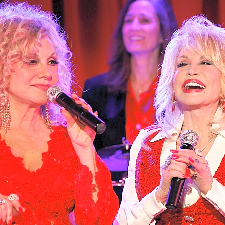 Dolly Parton's Memory Boldly Defended By Sister Stella Against Internet Trolls