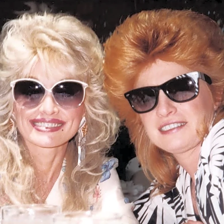 Judy Ogle, Dolly Parton's BFF, Was Likely Among The Few Who Knew Her Private Health Struggle