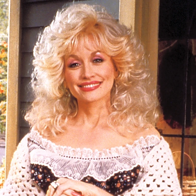 Dolly Parton Beams In Pre-Recorded Message That Includes Nod To Her Final Resting Place