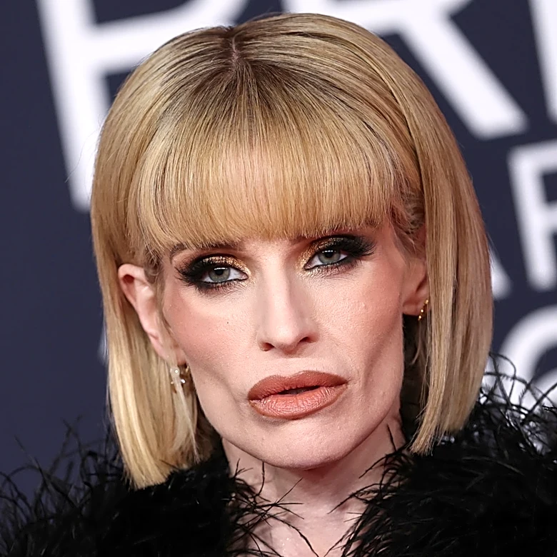 Kelly Osbourne: My Estranged Sister Aimee 'Was Embarrassed Of Us'