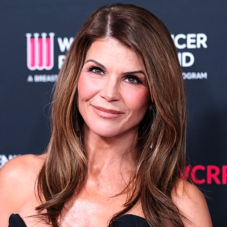 4 Juicy Offscreen Moments From Hallmark Stars In 2026