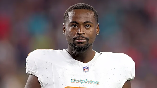 49ers signing former Dolphins offensive lineman amid injury concerns