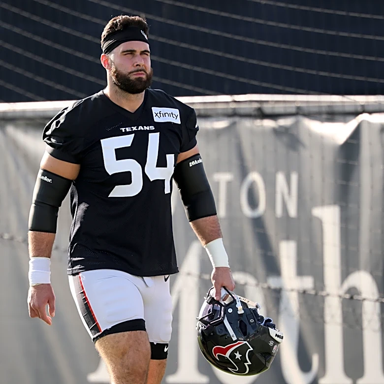 49ers make trade with Texans for desperately needed O-line help