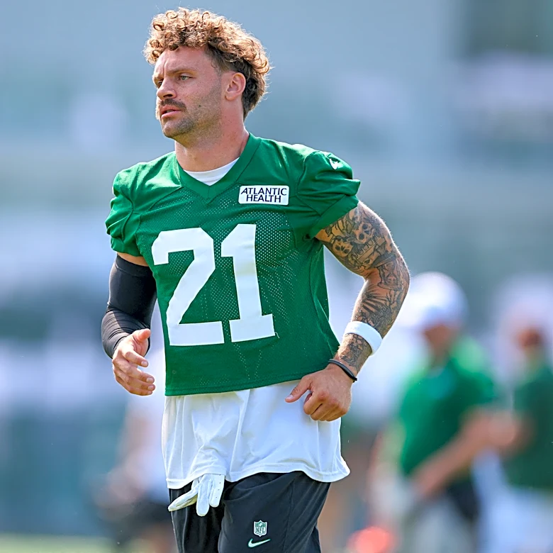 49ers bring back 2 players as others hit injured reserve