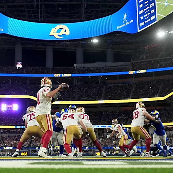 Kyle Shanahan praises 49ers fans, takes shot at Rams on Australia game