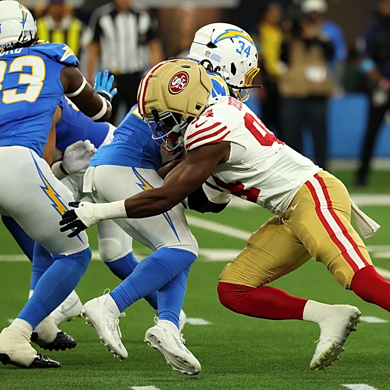 49ers rookie DE 'still an option' for Week 3 despite surgery on hand