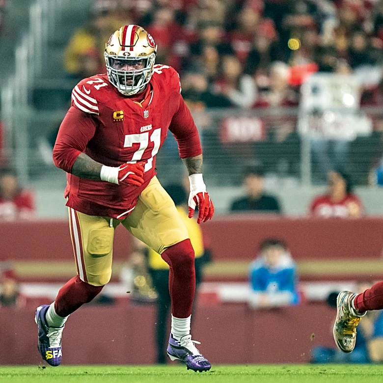 49ers LT Trent Williams carted back to locker room vs. Cardinals