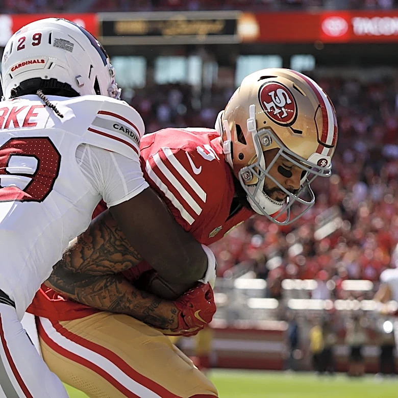 Report: Mike Evans 'day-to-day' with rib strain for 49ers