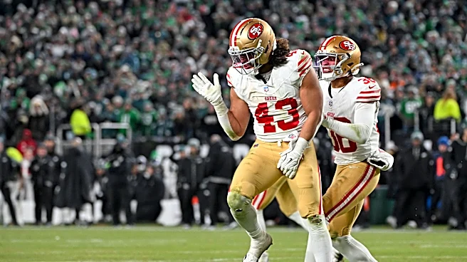 Former 49ers LB signs with division rival