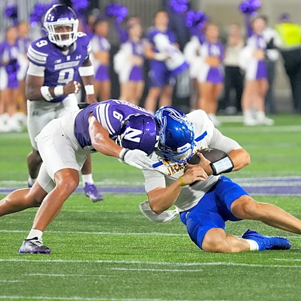 Northwestern's Robert Fitzgerald a leader both on and off the field