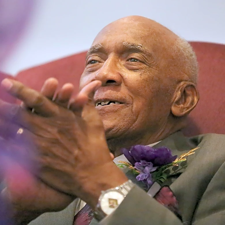 Longtime Ocala pastor and community leader Lorenzo Edwards has died