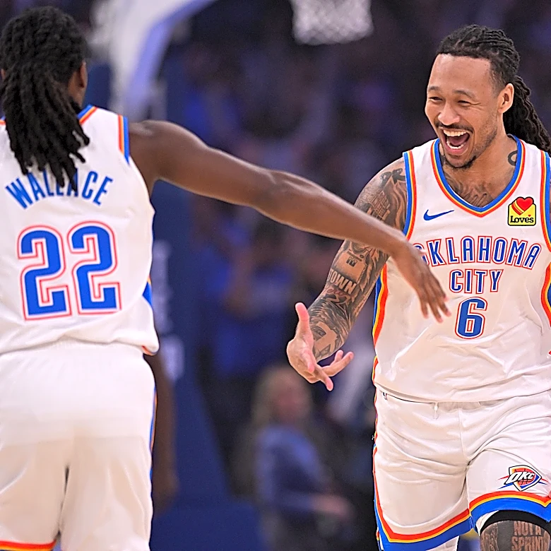 Several OKC Thunder players go bowling together in team-bonding exercise