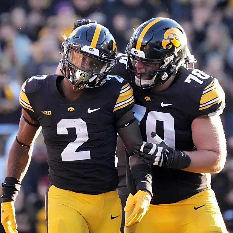 Packers trade for former All-American running back Kaleb Johnson