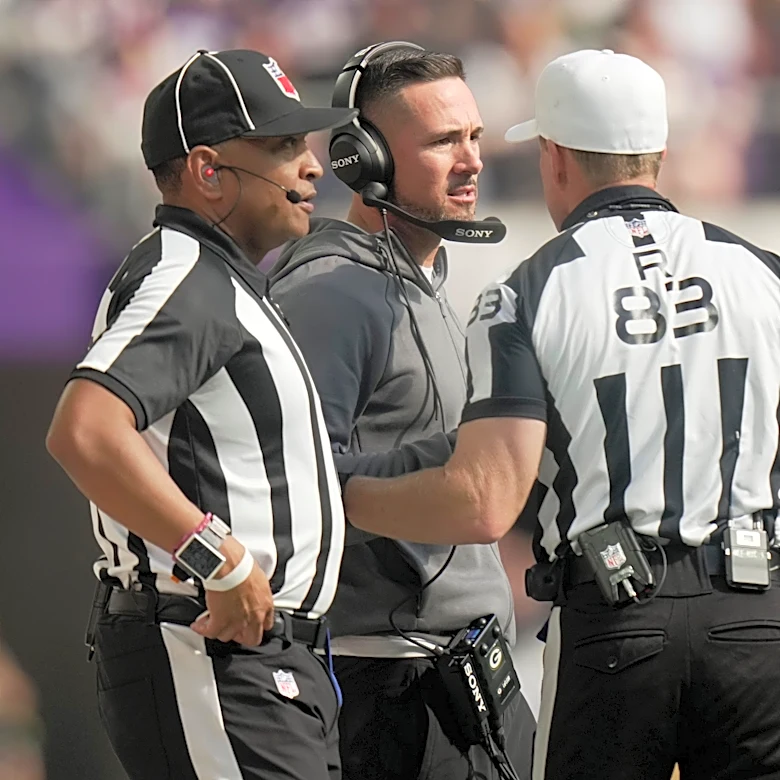 Quick takeaways from Packers' 39-22 loss to Vikings: A game turned by the officials