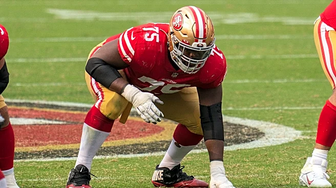 Packers signing veteran OL Laken Tomlinson off Cowboys practice squad