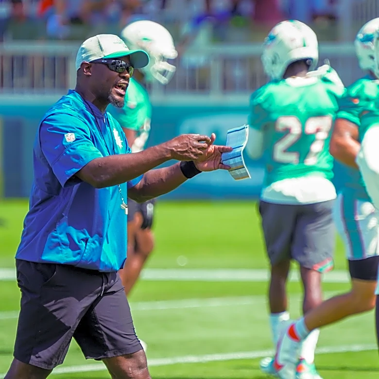 Miami Dolphins’ Jeff Hafley wants team traits Brian Flores once wanted