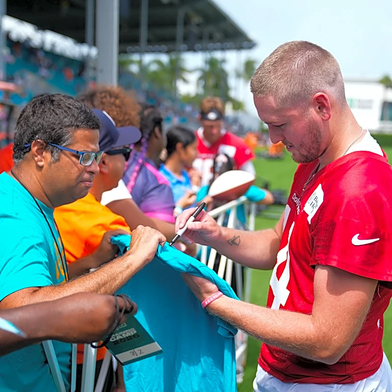 Miami Dolphins Fins Up/Fins Down: Day 6; CB Alex Austin interception