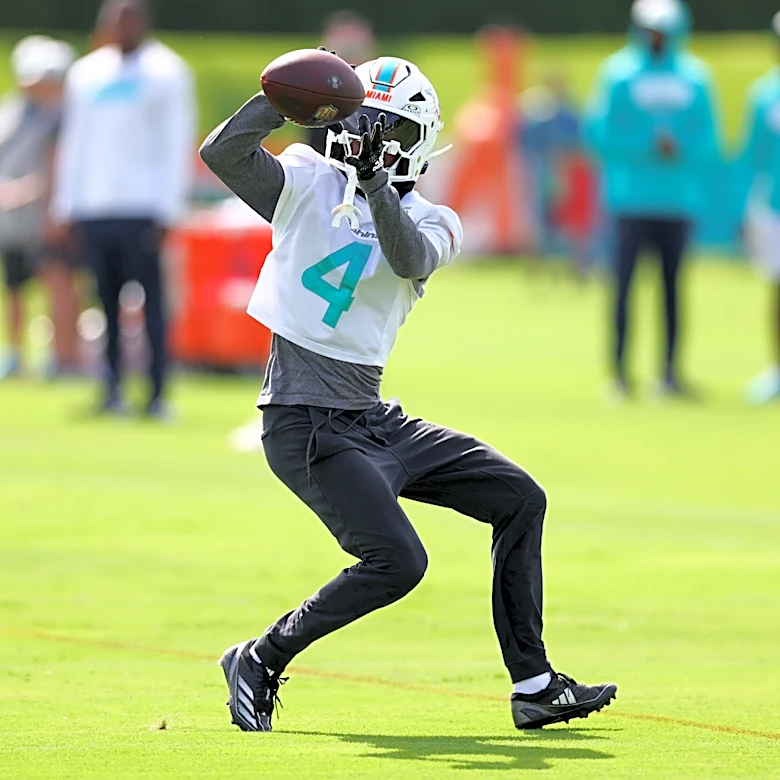 Miami Dolphins WRs Jalen Tolbert, Tutu Atwell try to turn back clock