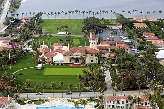 Post reader derides permanent no-fly zone at Mar-a-Lago | Letters