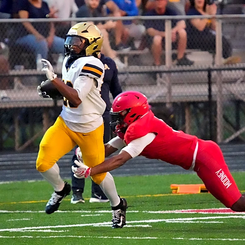 Takeaways from St. Thomas Aquinas' rout of Texas state champ DeSoto