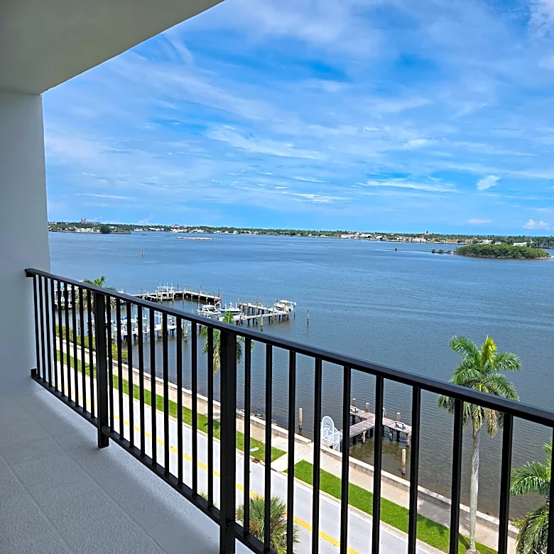 Why a few owners wield big power in Portofino South fight | Exclusive