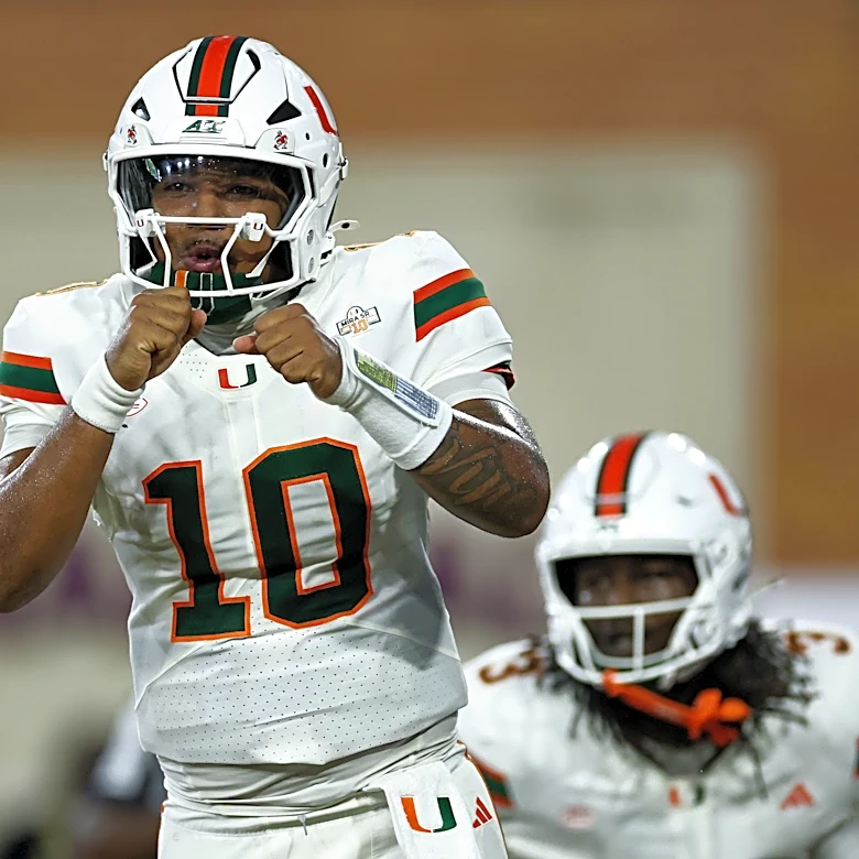 Miami's Darian Mensah goes perfect 20 for 20 to start Wake Forest game