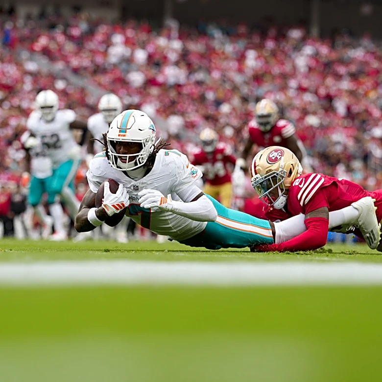 Miami Dolphins rookie receiver suffers ankle injury against 49ers