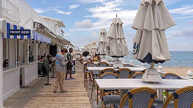 Benny's on the Beach gets lease extension to stay on Lake Worth pier